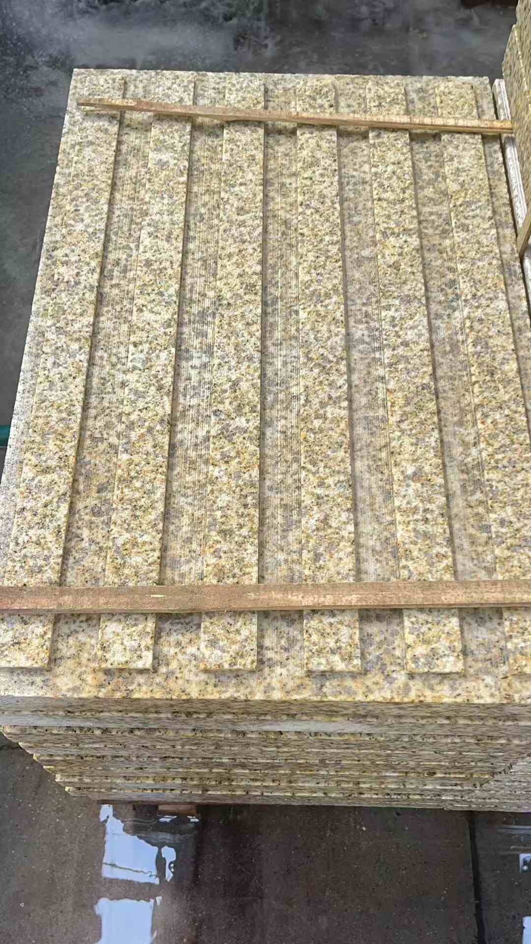 潮州黄金麻盲道 石材盲道