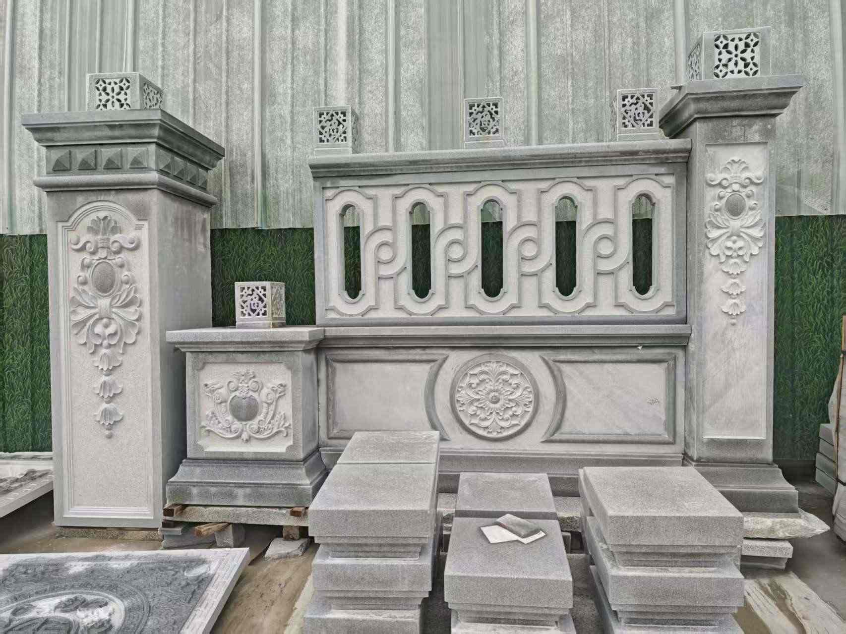 潮州芝麻灰异形别墅门头